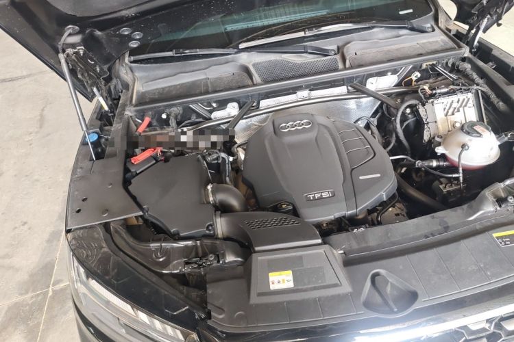Used Audi Q5L Sportback 2021 45 TFSI Luxury Edition Engine Bay Right