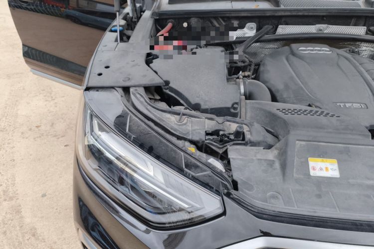 Used Audi Q5L Sportback 2021 40 TFSI Fashion Model Engine Bay Right