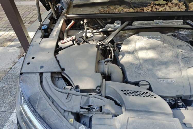 Used Audi Q5L Sportback 2021 40 TFSI Luxury Edition Engine Bay Right