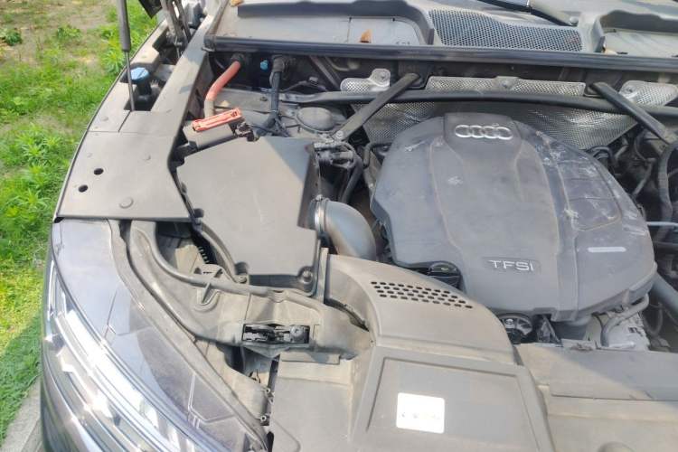 Used Audi Q5L Sportback 2021 45 TFSI Luxury Edition Engine Bay Right