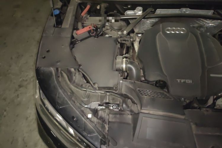 Used Audi Q5L Sportback 2021 40 TFSI Fashion Model Engine Bay Right