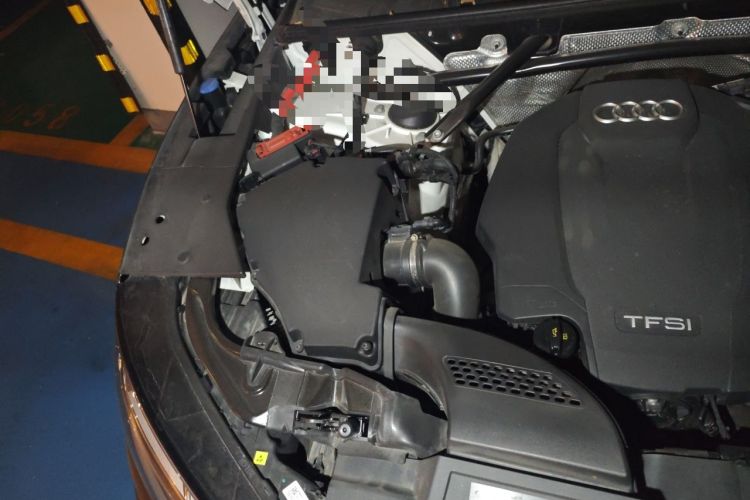 Used Audi Q5L Sportback 2021 40 TFSI Luxury Edition Engine Bay Right
