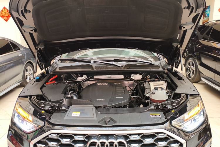 Used Audi Q5L Sportback 2021 40 TFSI Fashion Model Engine Bay