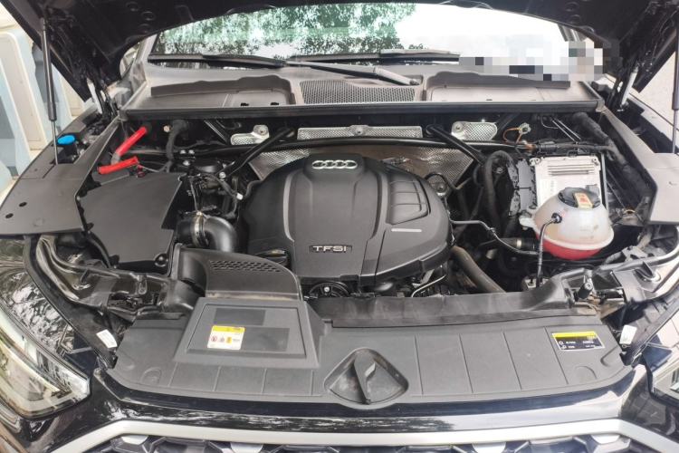 Used Audi Q5L Sportback 2021 40 TFSI Luxury Edition Engine Bay