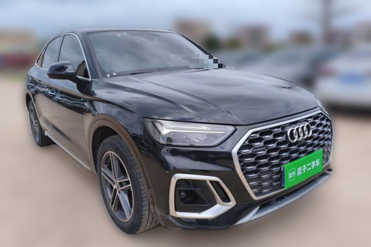 Used Audi Q5L Sportback 2021 40 TFSI Fashion Model Front Right 45 Deg