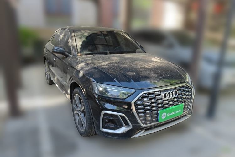 Used Audi Q5L Sportback 2021 40 TFSI Luxury Edition Front Right 45 Deg