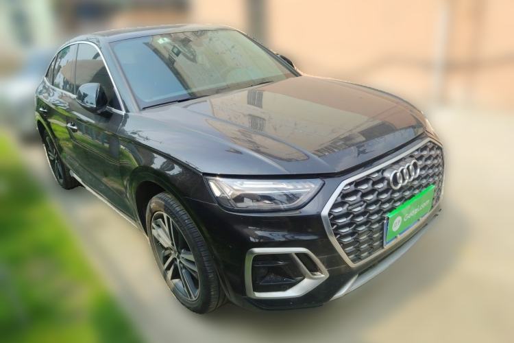 Used Audi Q5L Sportback 2021 45 TFSI Luxury Edition Front Right 45 Deg