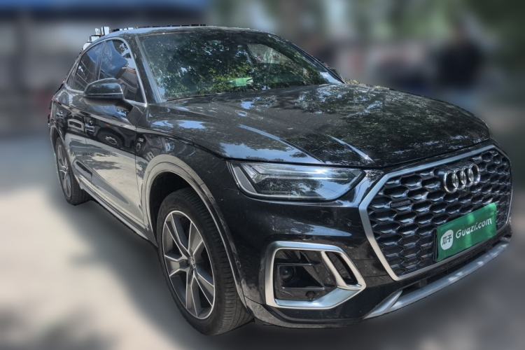 Used Audi Q5L Sportback 2021 40 TFSI Luxury Edition Front Right 45 Deg
