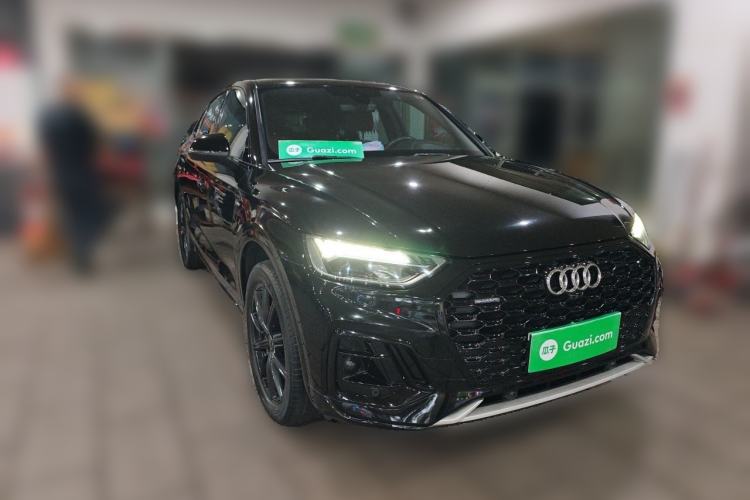 Used Audi Q5L Sportback 2021 40 TFSI Fashion Model Front Right 45 Deg