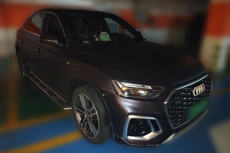 Used Audi Q5L Sportback 2021 40 TFSI Luxury Edition Front Right 45 Deg