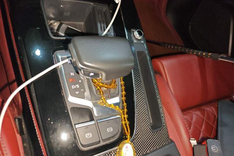 Used Audi Q5L Sportback 2021 40 TFSI Fashion Model Gear Lever