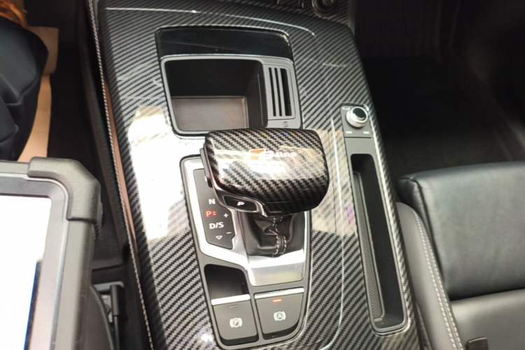 Used Audi Q5L Sportback 2021 40 TFSI Fashion Model Gear Lever