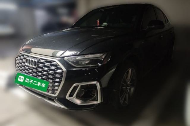 Audi Q5L Sportback 2021 40 TFSI Luxury Edition مستعملة