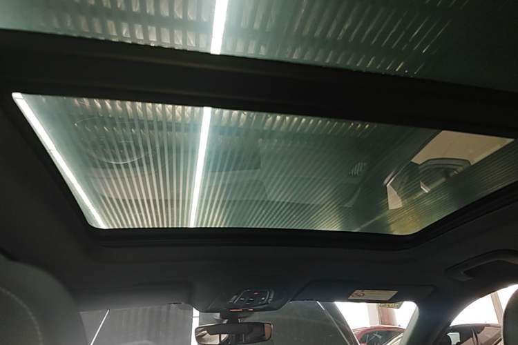 Used Audi Q5L Sportback 2021 40 TFSI Luxury Edition Headliner