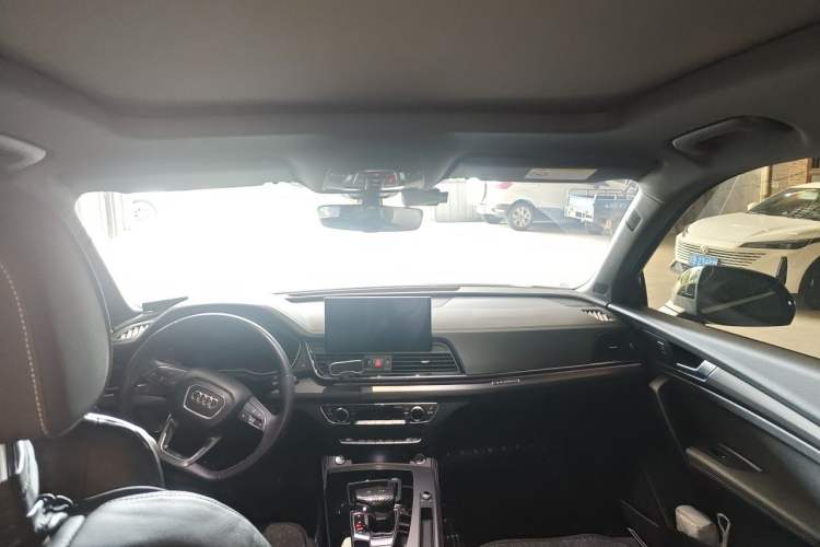 Used Audi Q5L Sportback 2021 45 TFSI Luxury Edition Headliner