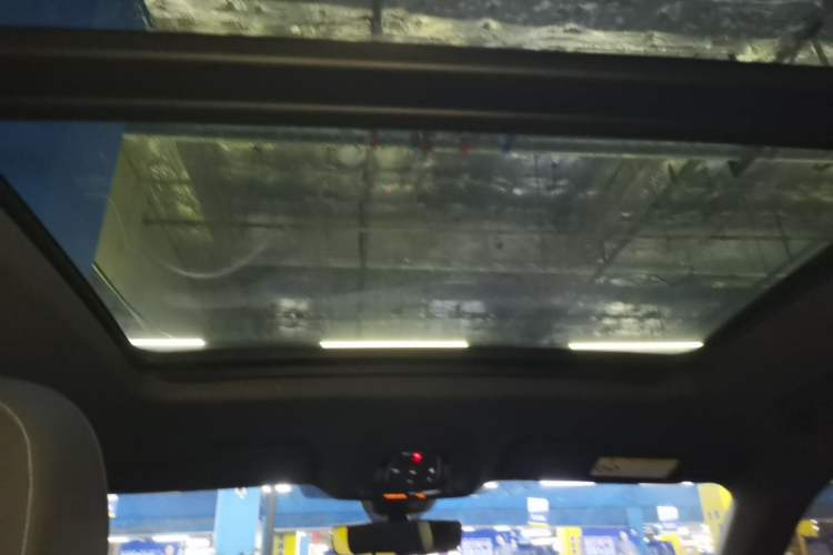 Used Audi Q5L Sportback 2021 40 TFSI Luxury Edition Headliner