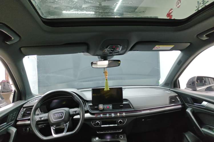 Used Audi Q5L Sportback 2021 45 TFSI Luxury Edition Headliner