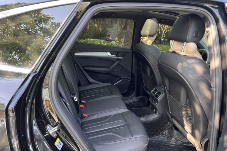 Used Audi Q5L Sportback 2021 40 TFSI Fashion Model Interior 1
