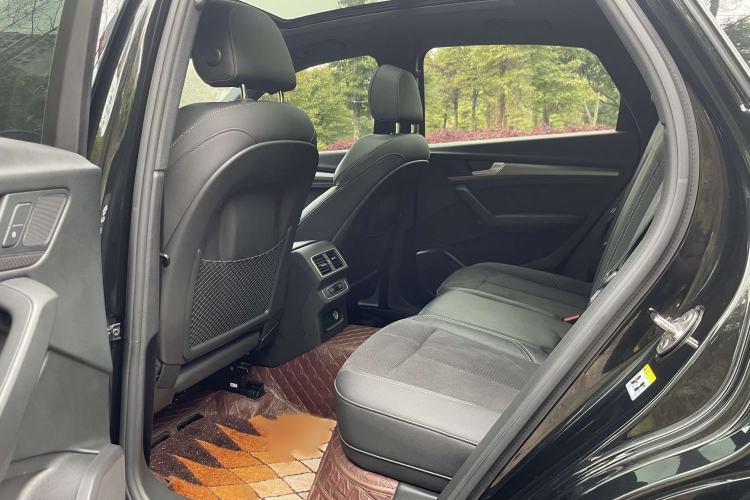 Used Audi Q5L Sportback 2021 40 TFSI Luxury Edition Interior 3