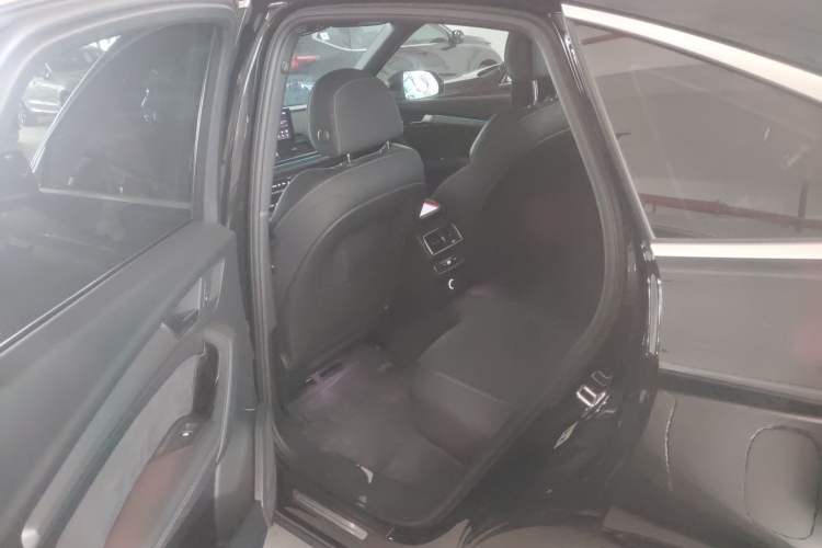 Used Audi Q5L Sportback 2021 40 TFSI Luxury Edition Interior 4