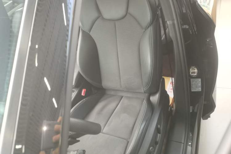 Used Audi Q5L Sportback 2021 40 TFSI Luxury Edition Left Front Seat
