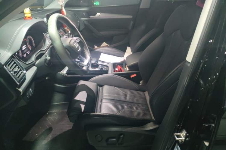 Used Audi Q5L Sportback 2021 40 TFSI Fashion Model Left Front Seat