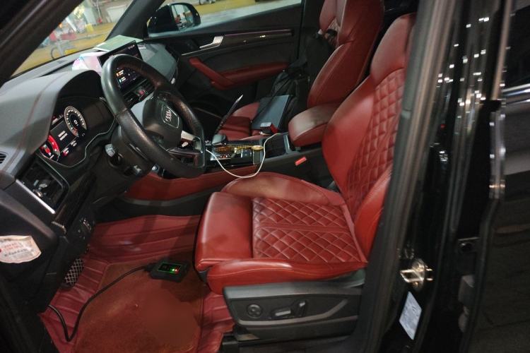 Used Audi Q5L Sportback 2021 40 TFSI Fashion Model Left Front Seat