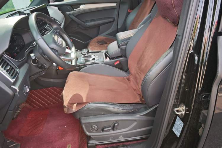 Used Audi Q5L Sportback 2021 40 TFSI Fashion Model Left Front Seat