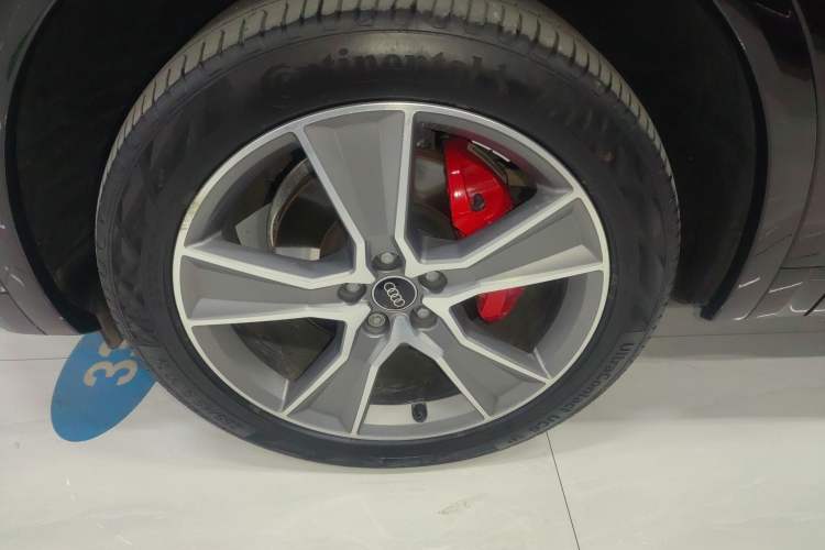Used Audi Q5L Sportback 2021 45 TFSI Luxury Edition Left Front Wheel Hub