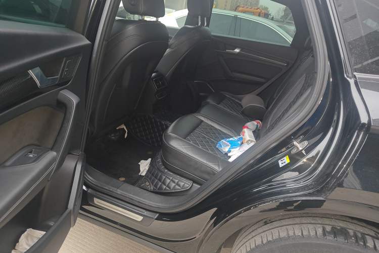 Used Audi Q5L Sportback 2021 45 TFSI Prestige Edition Left Rear Seat
