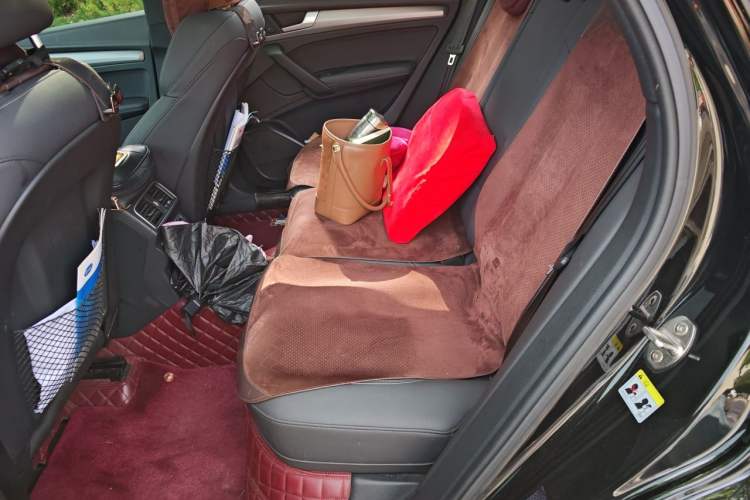 Used Audi Q5L Sportback 2021 40 TFSI Fashion Model Left Rear Seat