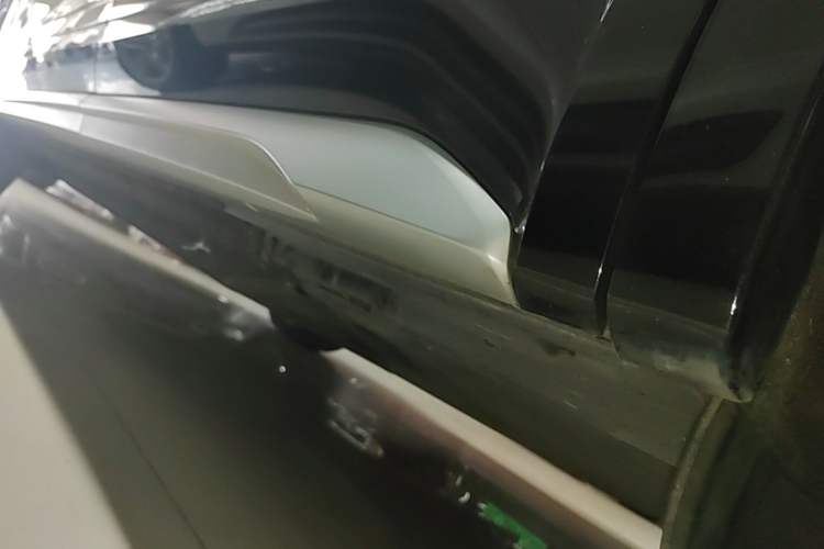 Used Audi Q5L Sportback 2021 40 TFSI Luxury Edition Left Side Sill