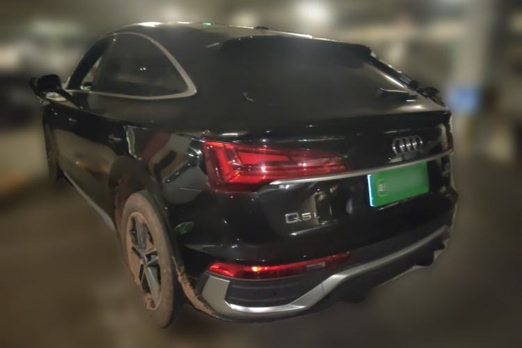 Used Audi Q5L Sportback 2021 40 TFSI Fashion Model Rear Left 45 Deg