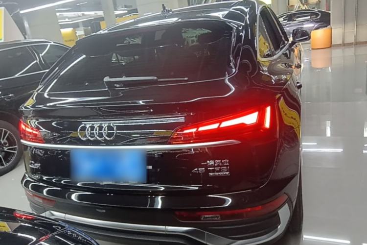 Used Audi Q5L Sportback 2021 40 TFSI Fashion Model Rear