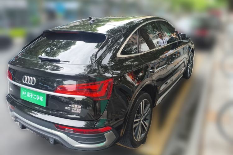 Used Audi Q5L Sportback 2021 40 TFSI Luxury Edition Rear Right 45 Deg