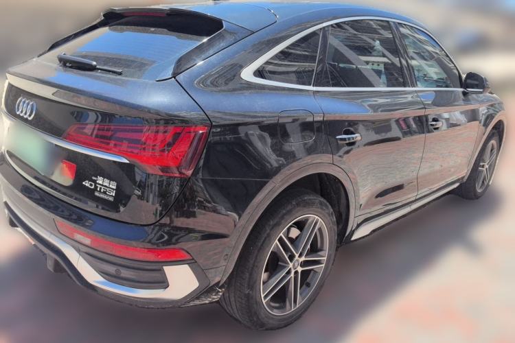 Used Audi Q5L Sportback 2021 40 TFSI Fashion Model Rear Right 45 Deg