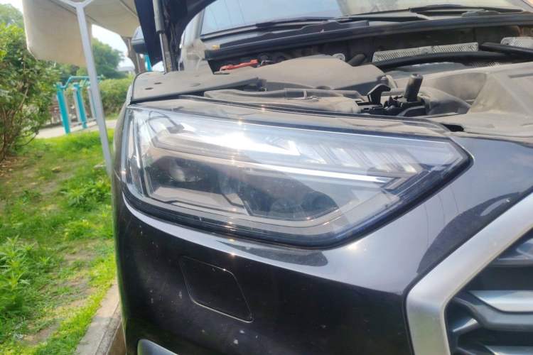 Used Audi Q5L Sportback 2021 45 TFSI Luxury Edition Right Front Headlight