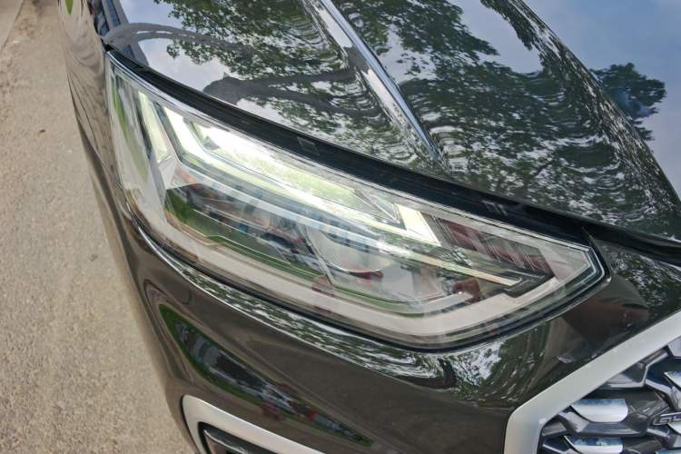 Used Audi Q5L Sportback 2021 40 TFSI Fashion Model Right Front Headlight