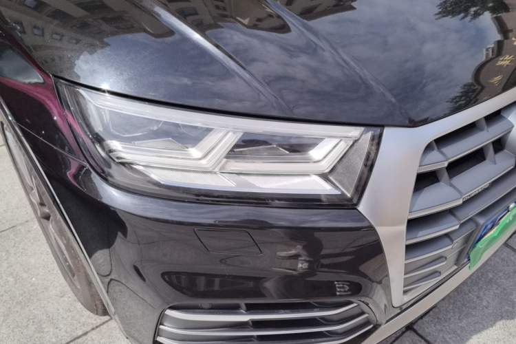 Used Audi Q5L Sportback 2021 40 TFSI Fashion Model Right Front Headlight