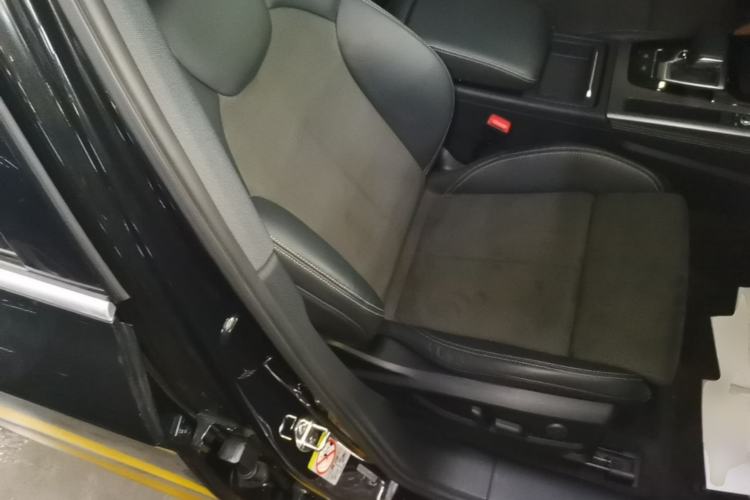 Used Audi Q5L Sportback 2021 40 TFSI Luxury Edition Right Front Seat