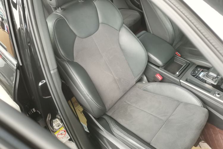Used Audi Q5L Sportback 2021 40 TFSI Luxury Edition Right Front Seat