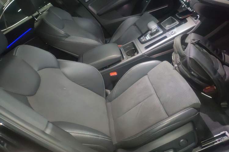 Used Audi Q5L Sportback 2021 45 TFSI Luxury Edition Right Front Seat