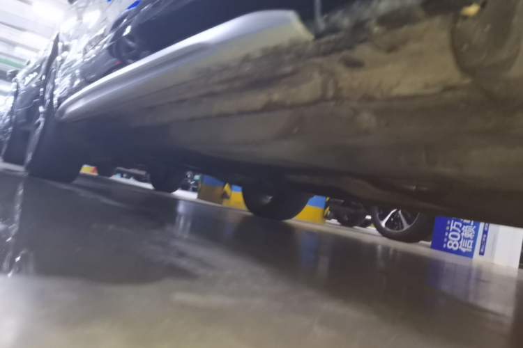 Used Audi Q5L Sportback 2021 40 TFSI Luxury Edition Right Side Sill