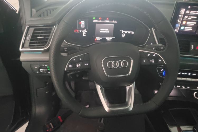 Used Audi Q5L Sportback 2021 40 TFSI Luxury Edition Steering Wheel