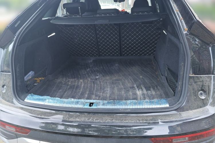 Used Audi Q5L Sportback 2021 40 TFSI Luxury Edition Trunk