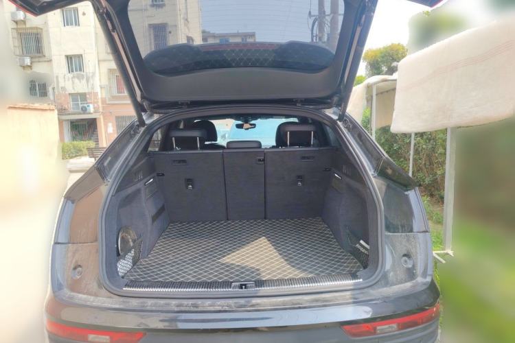Used Audi Q5L Sportback 2021 45 TFSI Luxury Edition Trunk