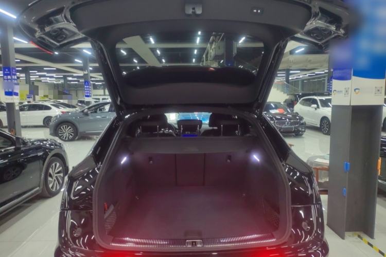 Used Audi Q5L Sportback 2021 45 TFSI Luxury Edition Trunk