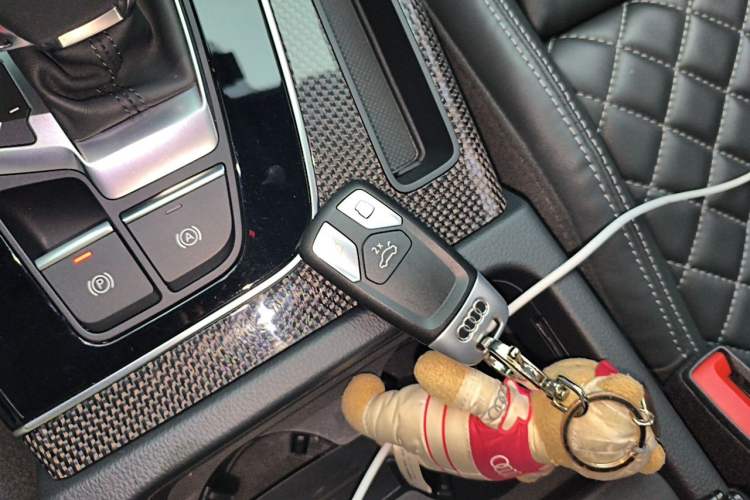 Used Audi Q5L Sportback 2021 45 TFSI Prestige Edition Vehicle Key