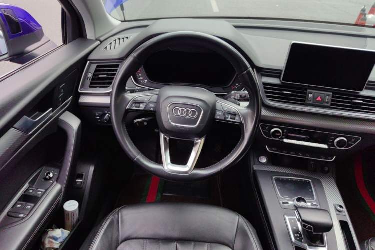 Used Audi Q5L Sportback 2021 40 TFSI Enjoy Life Edition Steering Wheel