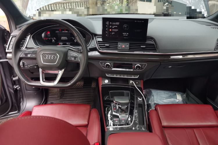 Used Audi Q5L Sportback 2021 40 TFSI Enjoy Life Edition Center Console